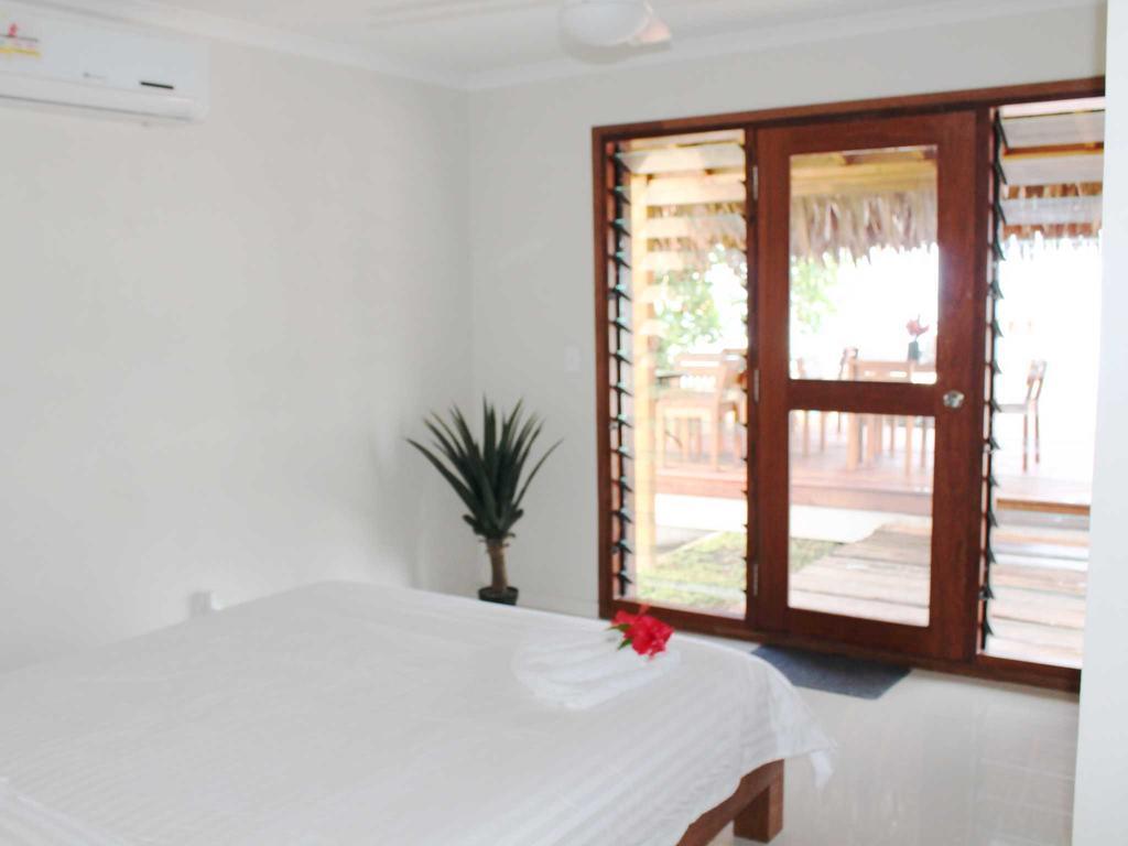 Vanuatu Beachfront Apartments Port Vila Bilik gambar